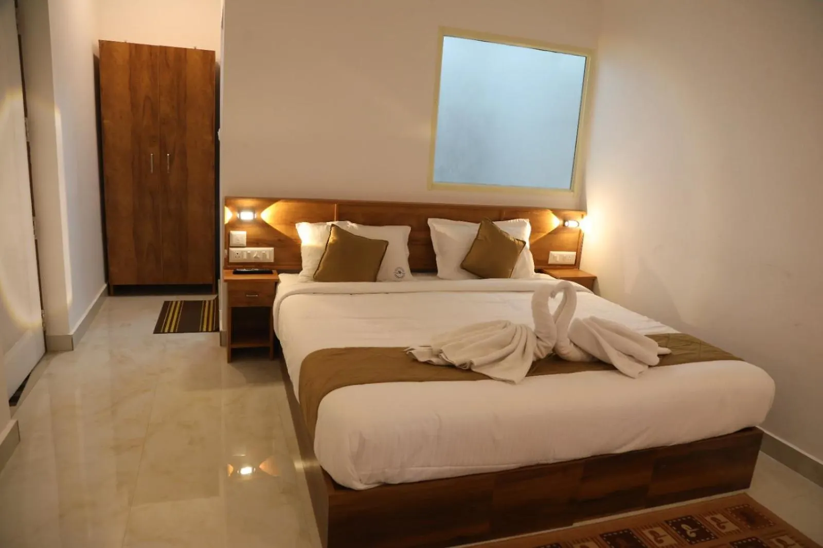 Munnar Misty Blow Hotel