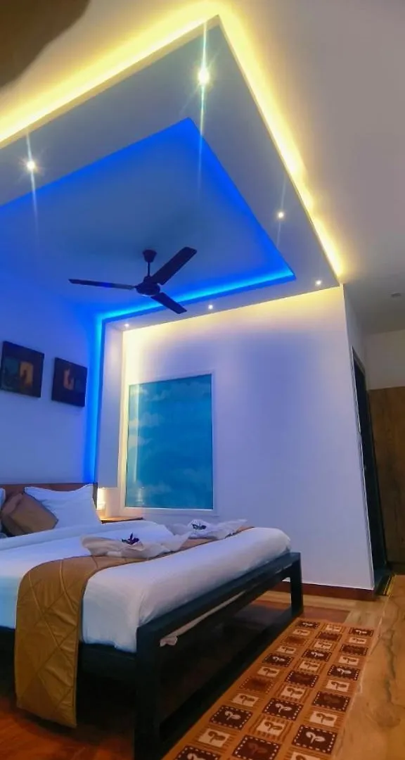 Munnar Misty Blow Hotel
