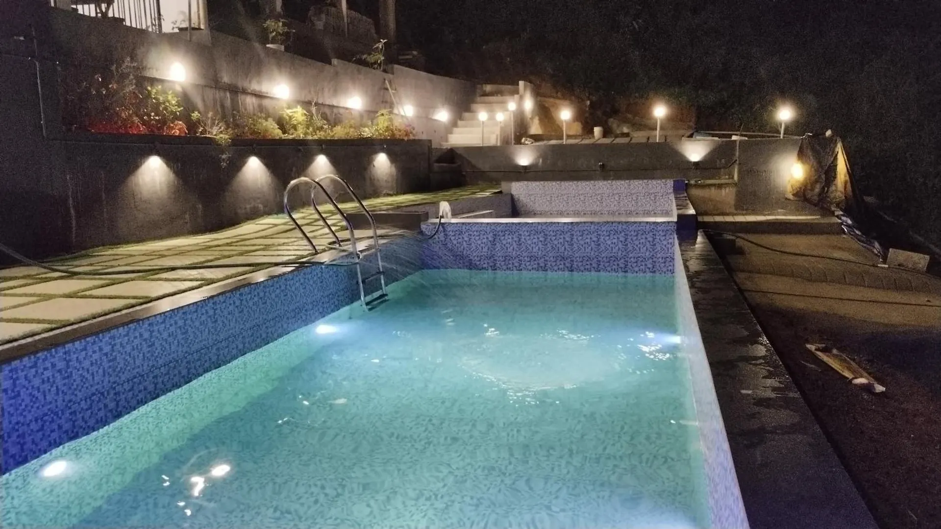 Hotel Munnar Misty Blow Resort